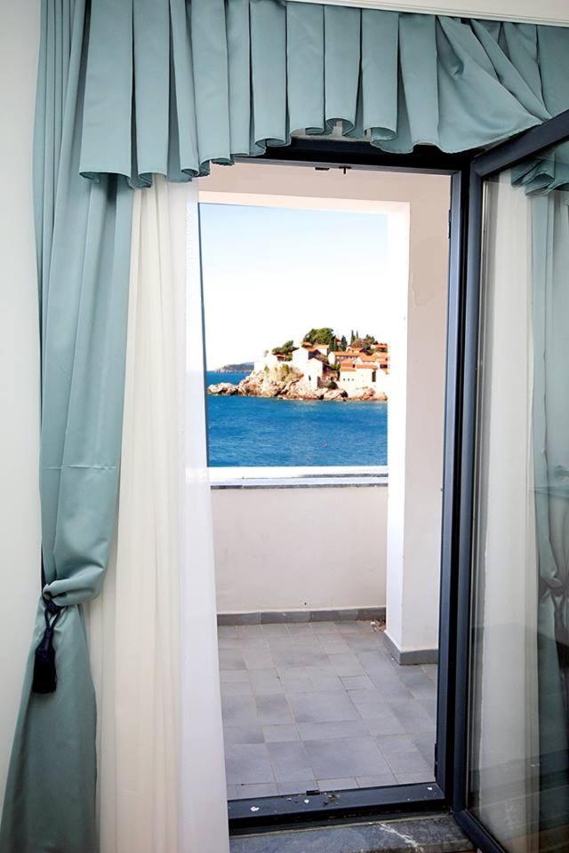 Plava Vila Beach Apartments Sveti Stefan Kültér fotó